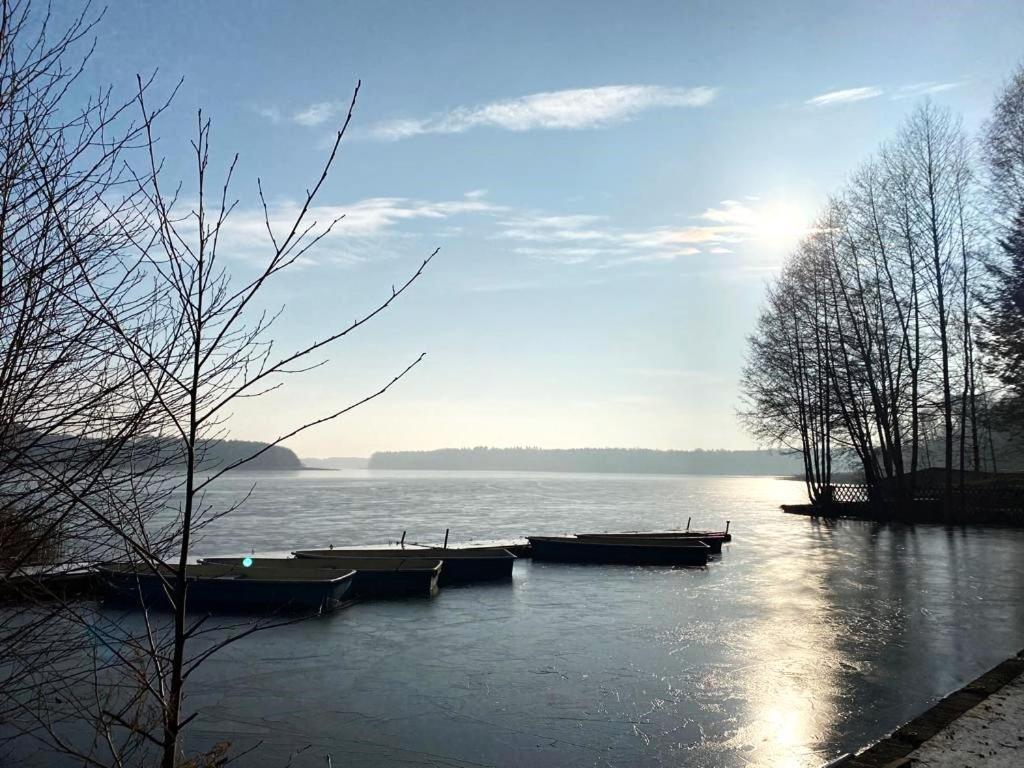טמפלין Ferienhaus Direkt Am See Uckermark מראה חיצוני תמונה